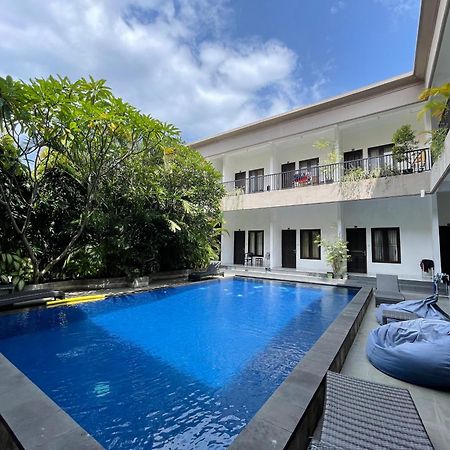 Seminyak Point Guest House Экстерьер фото