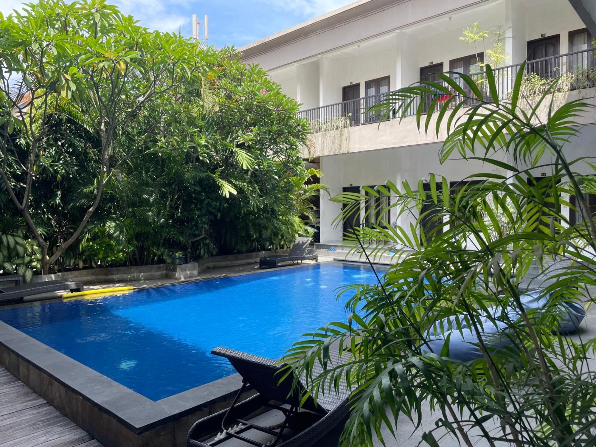 Seminyak Point Guest House Экстерьер фото