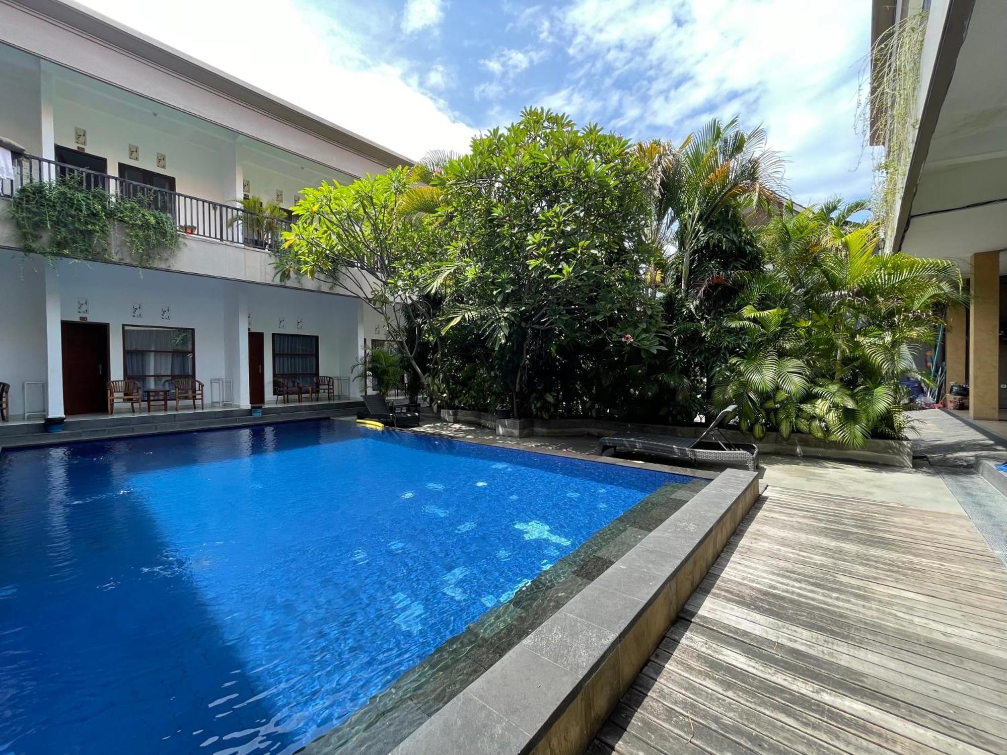 Seminyak Point Guest House Экстерьер фото